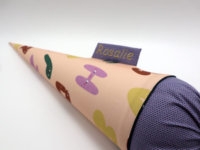 Schultüte "Monster ABC" mit Namen – Bild 4