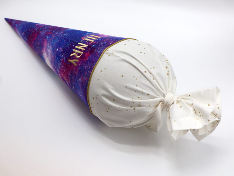 Schultüte "Hidden universe" mit Namen
