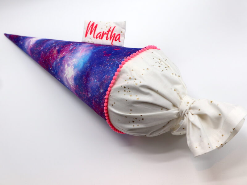 Schultüte "Hidden universe neon" mit Namen – Bild 4