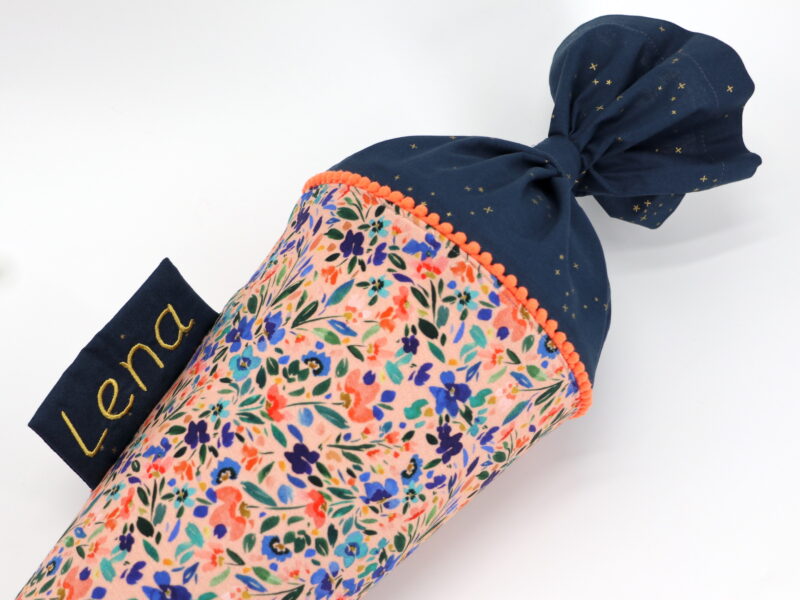 Schultüte "Wild Flowers" mit Namen