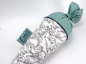Schultüte "Totally Roarsome " mit Namen