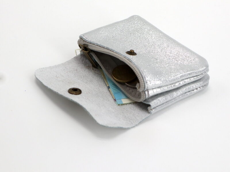 Kleines Portemonnaie "Metallic-Look" – Silber – Bild 3