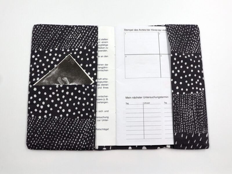Mutterpasshülle – Silver Dots – Mutterpass Hülle – Bild 2