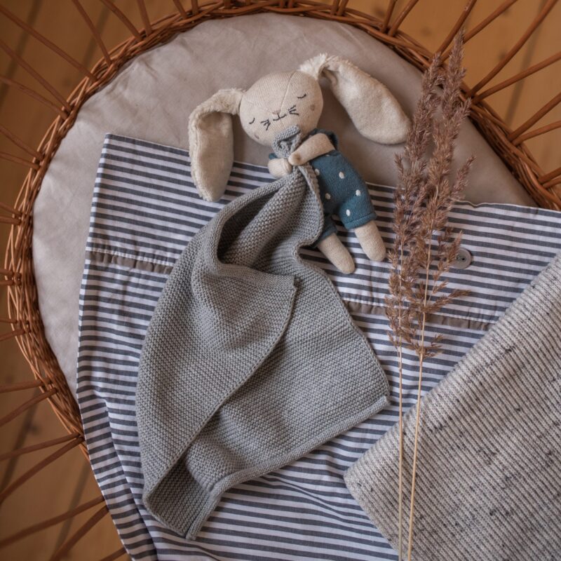 Ava&Yves - Kuscheltuch groß mit Hase blau/grau