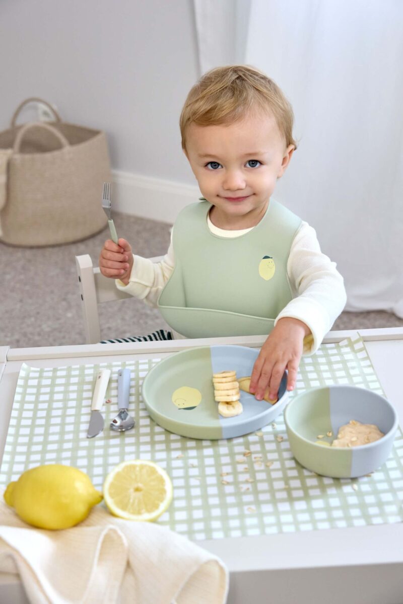 Lätzchen aus Silikon "Happy Fruits" – Zitrone / Hellgrün – Bild 3