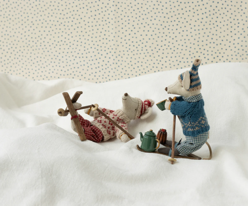 Wintermaus "Alpin" mit Ski-Set – Mama – Bild 3