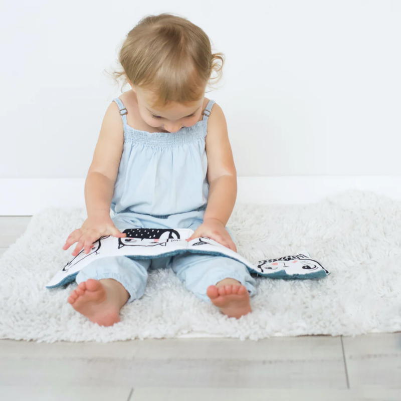 Babys erstes Kuschelbuch "Friendly Faces" – Garten – Bild 7