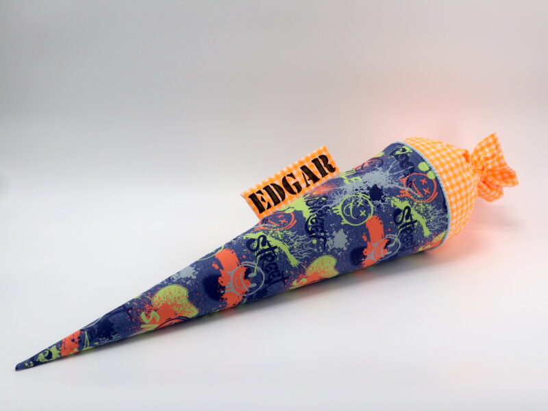 Schultüte "Neon Graffiti"- mit Namen – Bild 2