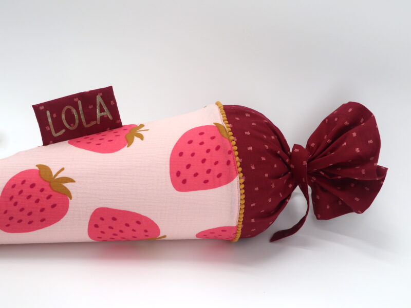 Schultüte "Erdbeeren"- mit Namen – Bild 3