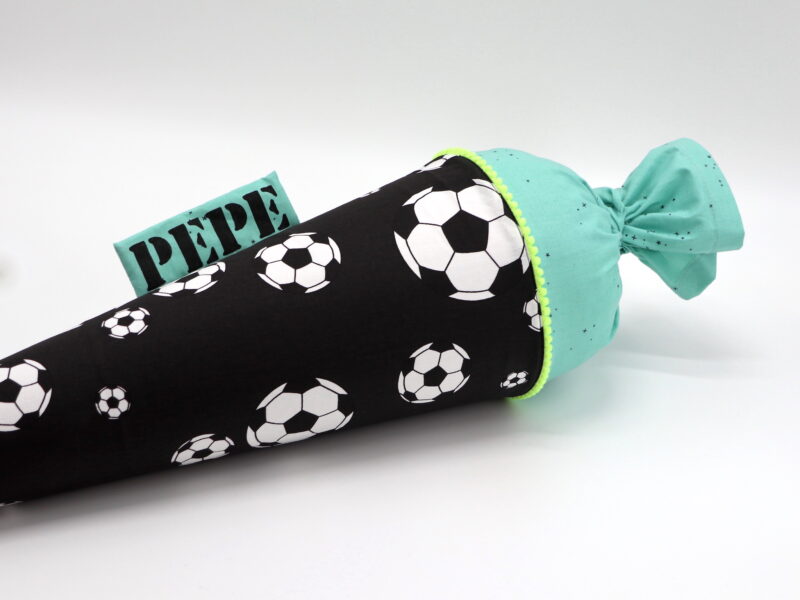 Schultüte "Fußball schwarz"- mit Namen – Bild 3