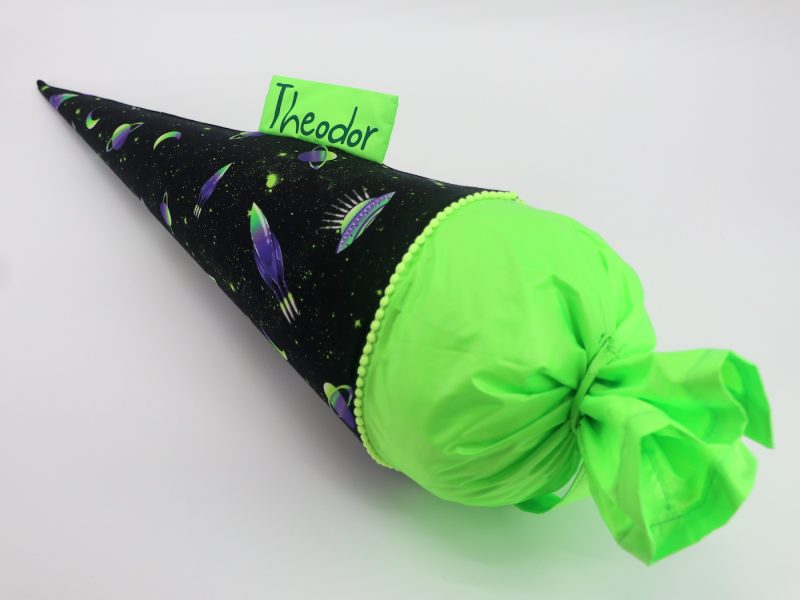 Schultüte "Space"- mit Namen – Bild 3