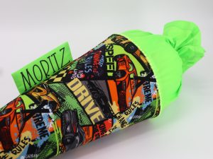 Schultüte "Fast Cars"- mit Namen