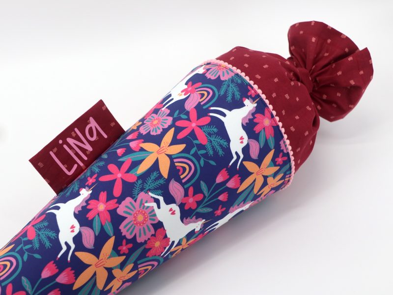 Schultüte "Einhörner und Blumen"- mit Namen