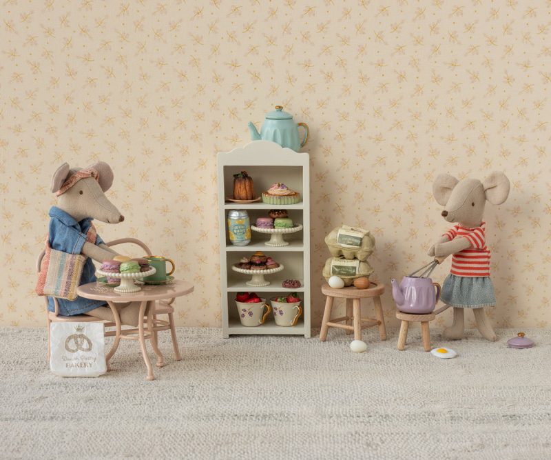 Kleidung für die Maus "Jeanskleid und Tasche" – Mama Maus – Bild 4