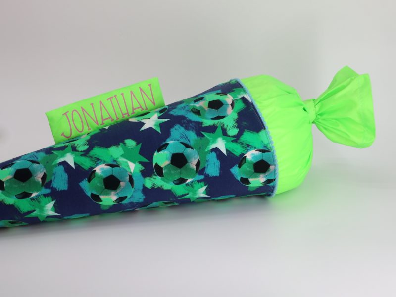 Schultüte "Soccerballs"- mit Namen – Bild 7