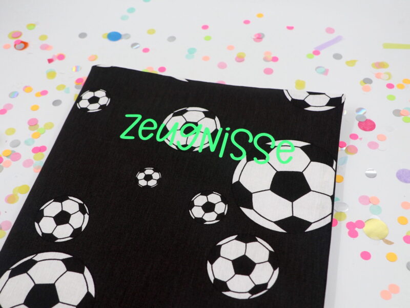 Personalisierte Zeugnismappe "Fußball"