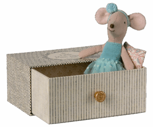 Maileg - Tanzmaus im Tagesbett blau - Kleine Schwester