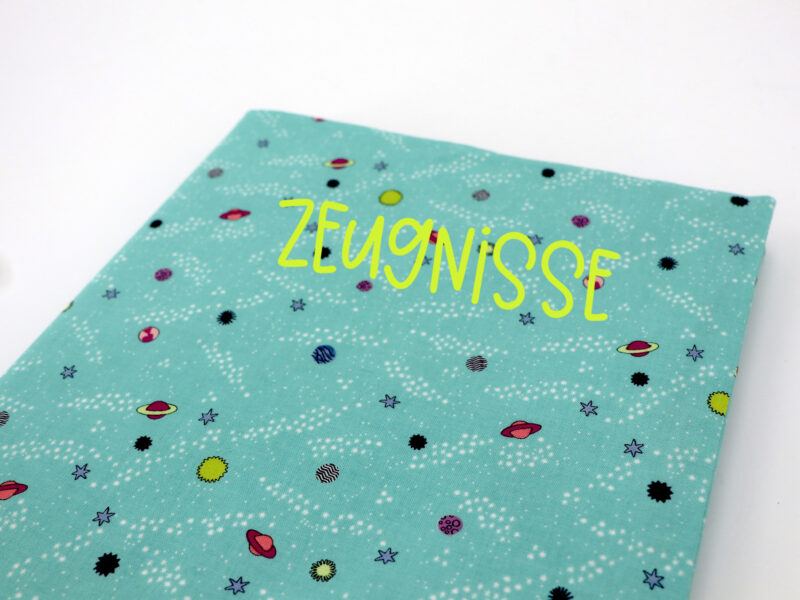 Zeugnismappe_mit_Namen_Planeten