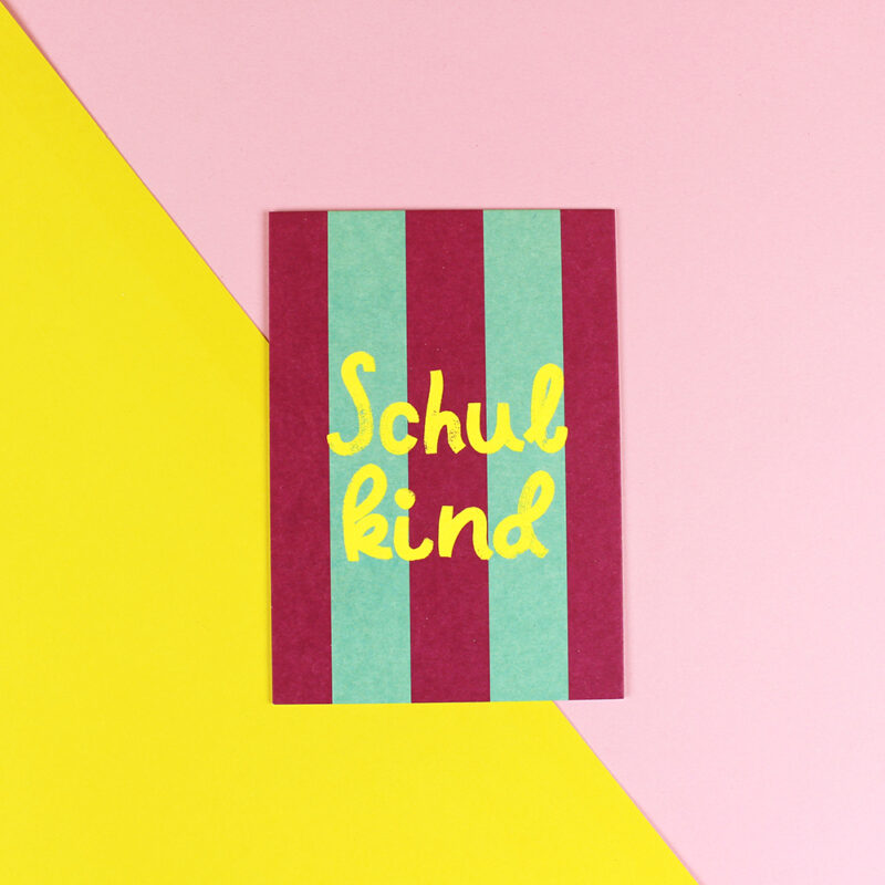 Ava&Yves - Postkarte Schulkind brombeer/mint - Neon Gelb